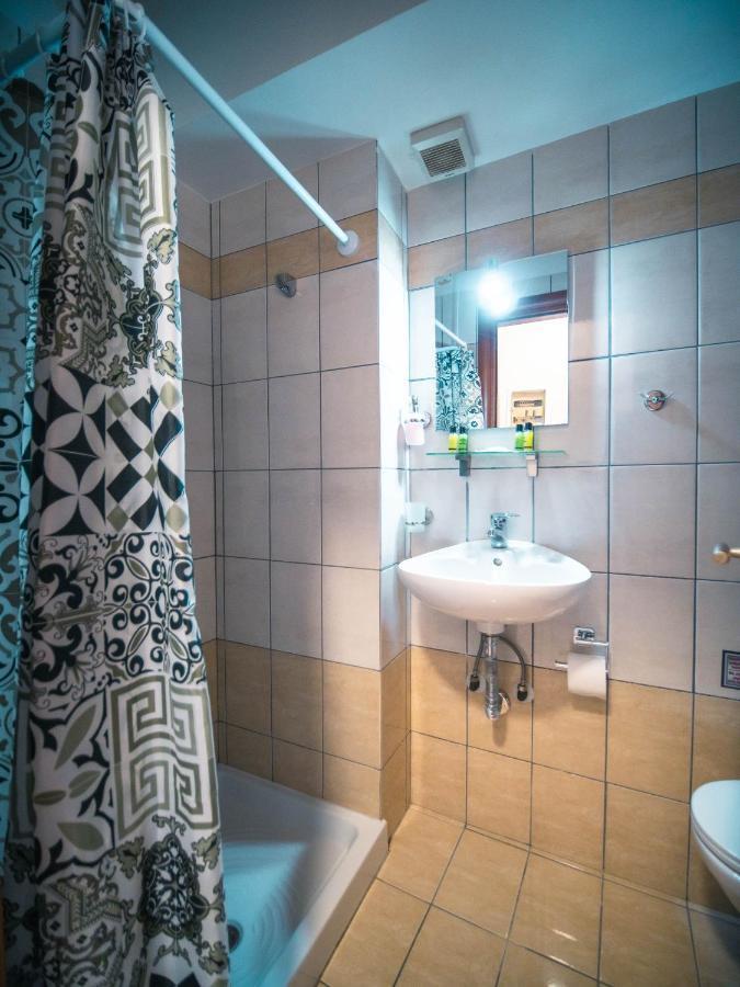Menta Retro - Central Spot Apartments Volos Esterno foto