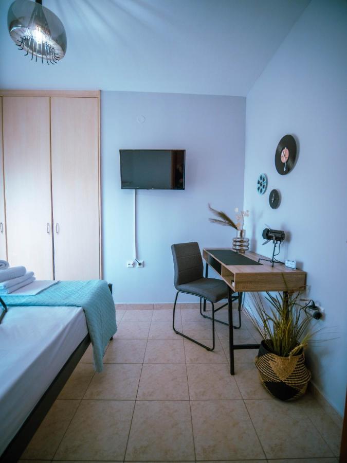 Menta Retro - Central Spot Apartments Volos Esterno foto